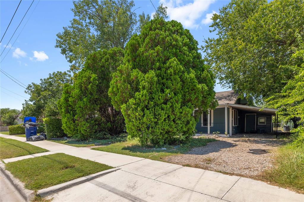 1811 4th Street
