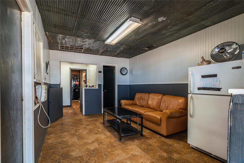 City Of Paris - Commercial Sale