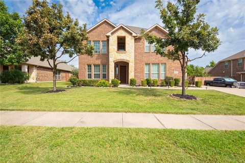 Photo of 1812 Watermark Lane, Wylie, TX 75098 (MLS # 20979303)