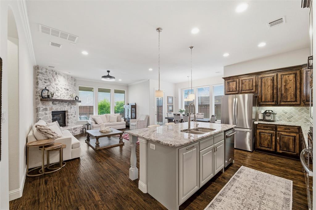 Mustang Park Ph Five - Residential