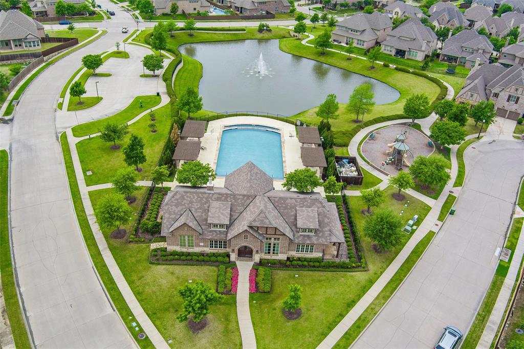 4637 Seabiscuit Street