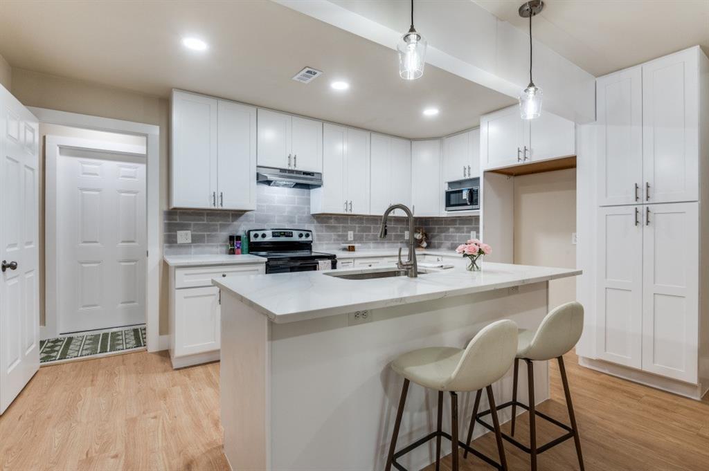 1546 Sunset Village Drive