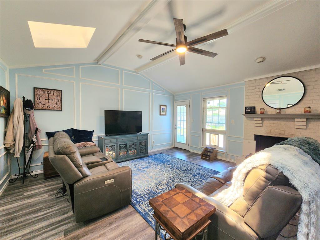 1929 Vista Oaks Drive