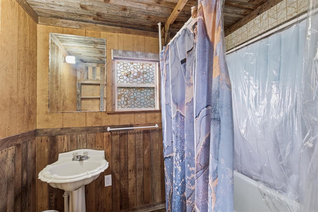 Annibal Bartlett - Residential