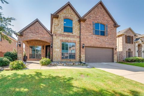 2743 Ponce De Leon Grand Prairie TX 75054