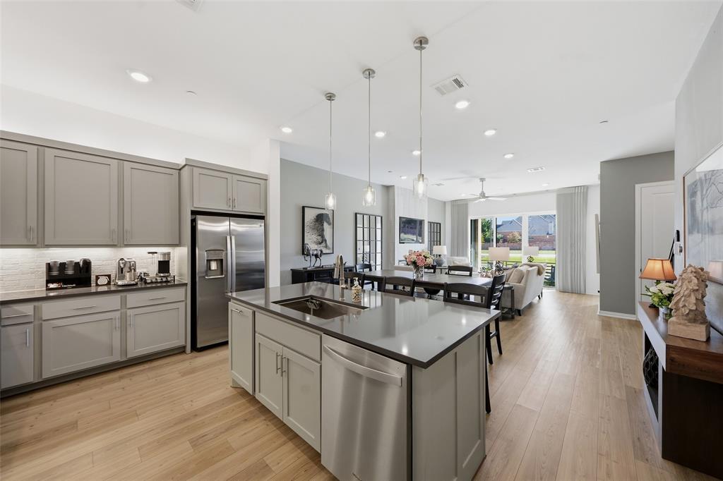 1272 Daybreak Drive