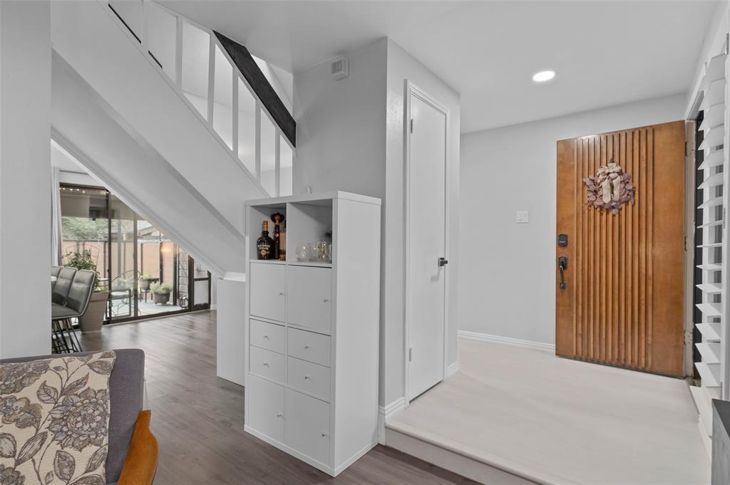 Collin Greene Condo - Residential