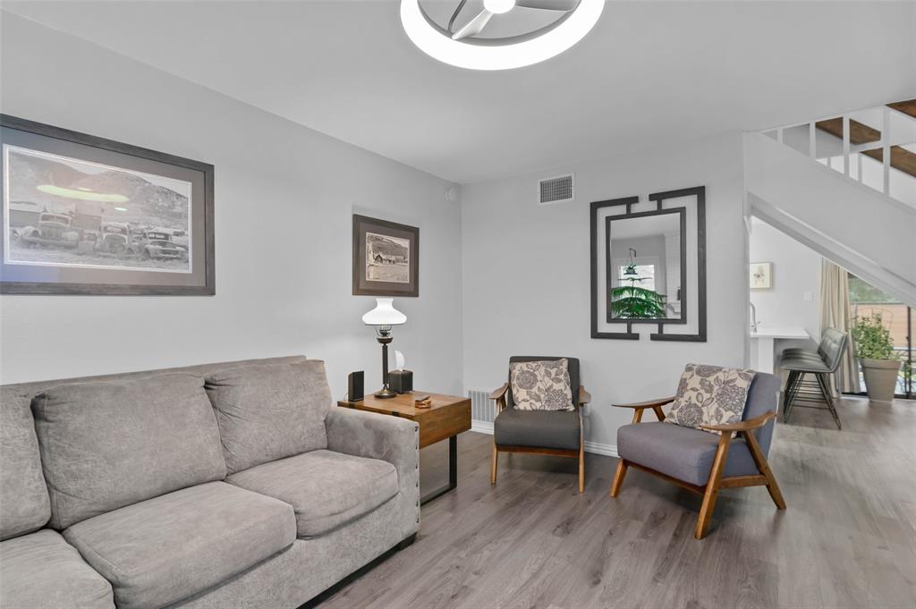 Collin Greene Condo - Residential