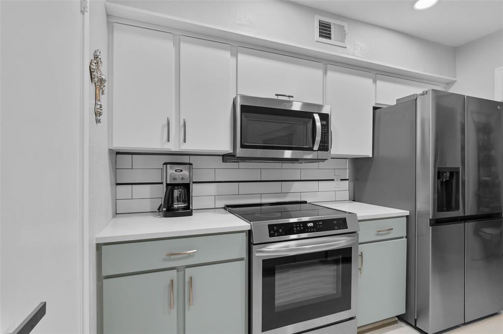 Collin Greene Condo - Residential