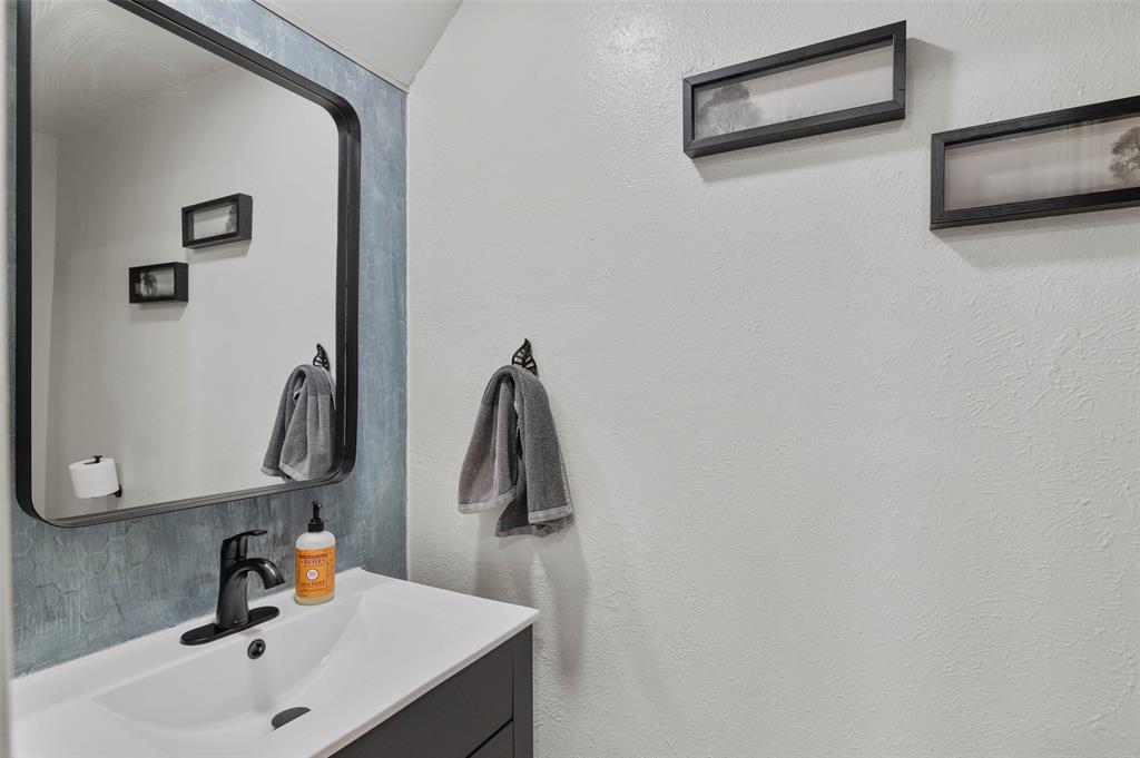 Collin Greene Condo - Residential