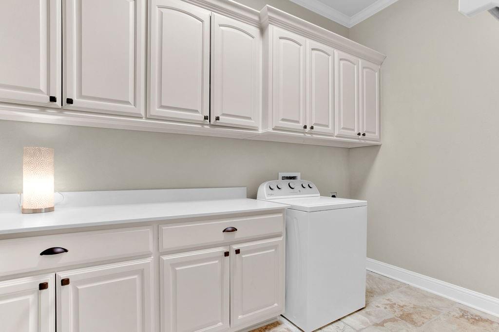 HIDEAWAY LAKE - Residential