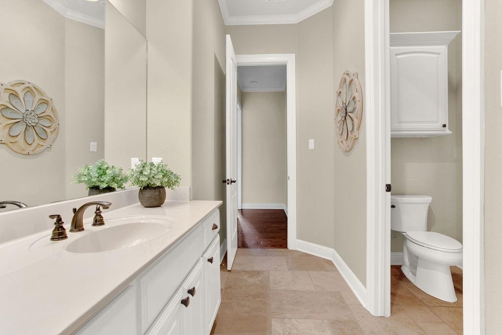 HIDEAWAY LAKE - Residential