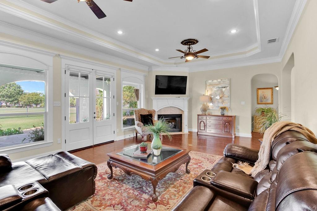 HIDEAWAY LAKE - Residential