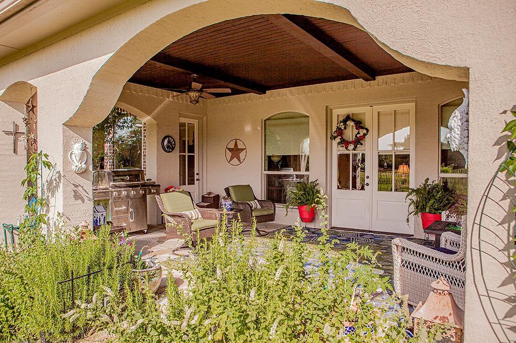 HIDEAWAY LAKE - Residential