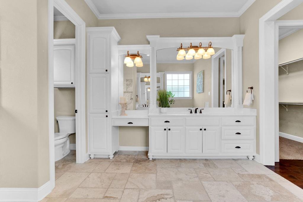 HIDEAWAY LAKE - Residential