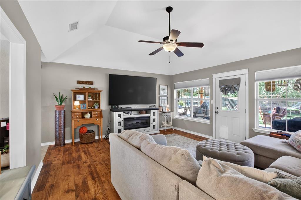 Lakewood Hills Sec 4 - Residential