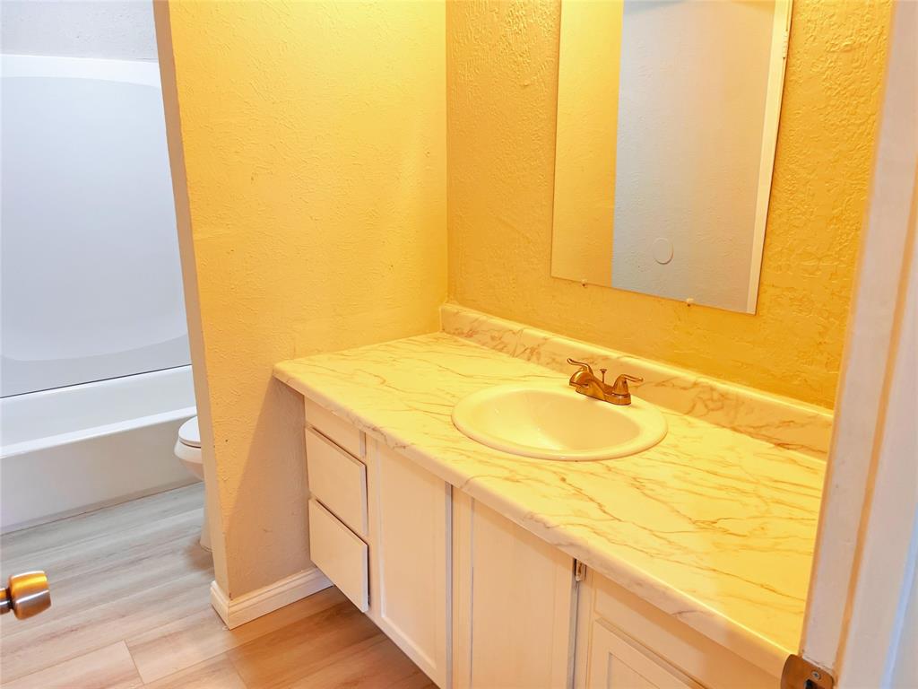 NA - Residential Lease