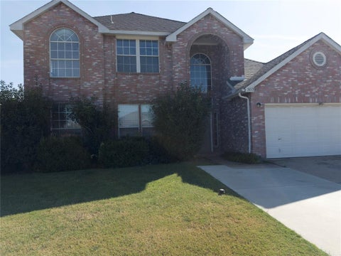 Photo of 3613 COTTON CREEK Lane, Fort Worth, TX 76123 (MLS # 21403890)