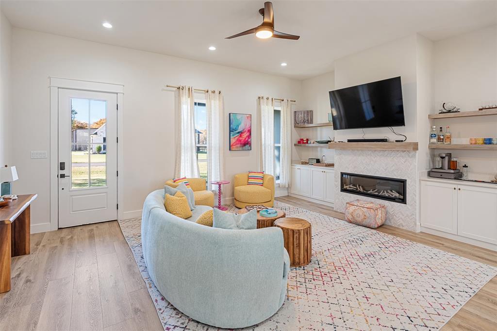 cedar creek landing - Residential