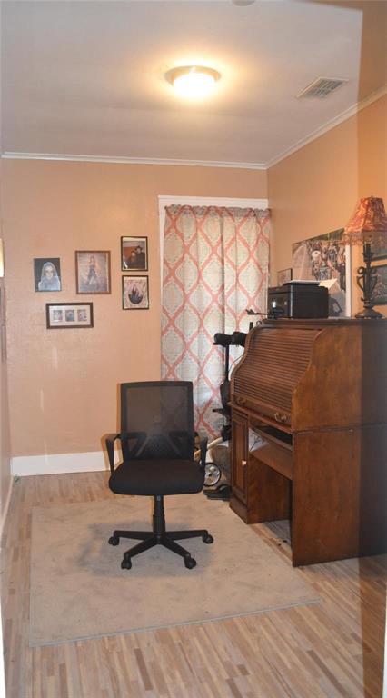 Lister - Residential