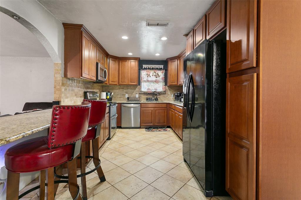 6608 Mccoy Court