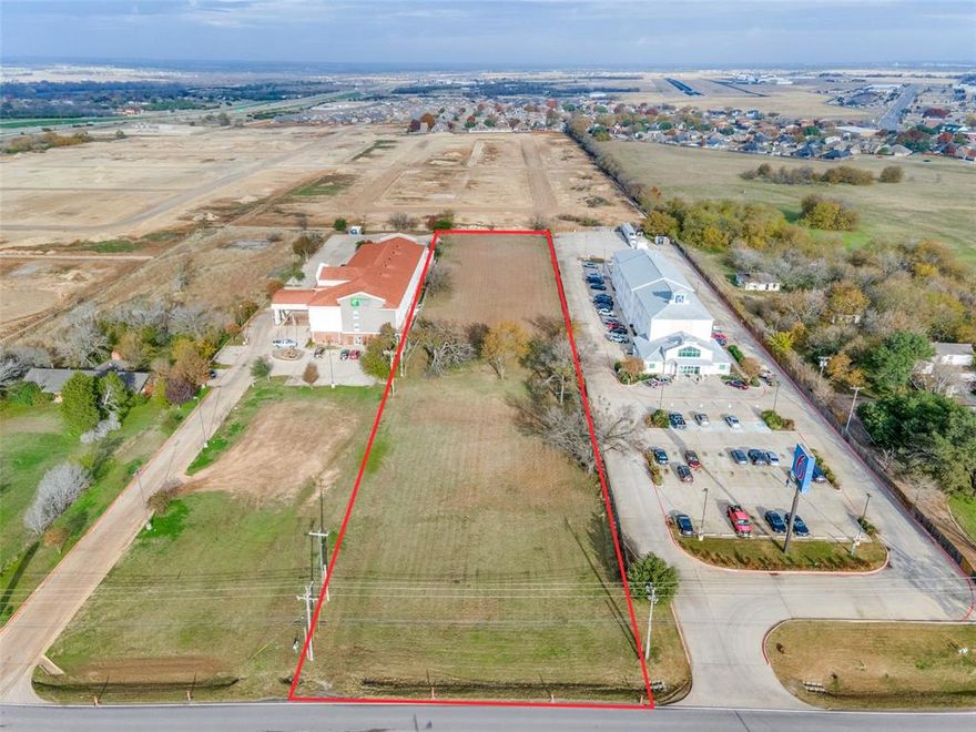 WONDERFULLY CONVENIENT 2.203 ACRES ZONED -RC COMMERCIAL- AVAILABLE OFF HIGH TRAFFICED W HENDERSON STREET-HWY 67. SELLER WOULD BE AGREEABLE TO A PARTITION INTO 2 TRACTS SUBJECT TO AN ACCEPTABLE DEVELOPMENT PLAN. 271 RESIDENTIAL LOTS BEING DEVELOPED IN BAKER FARMS DIRECTLY NORTH OF SUBJECT PROPERTY AND ANOTHER NEW RES. DEVELOPMENT A FEW HUNDRED YARDS AWAY ON THE OPPOSITE SIDE OF W. HENDERSON. 50' SET BACK.  EASY ACCESS TO UTILITIES.