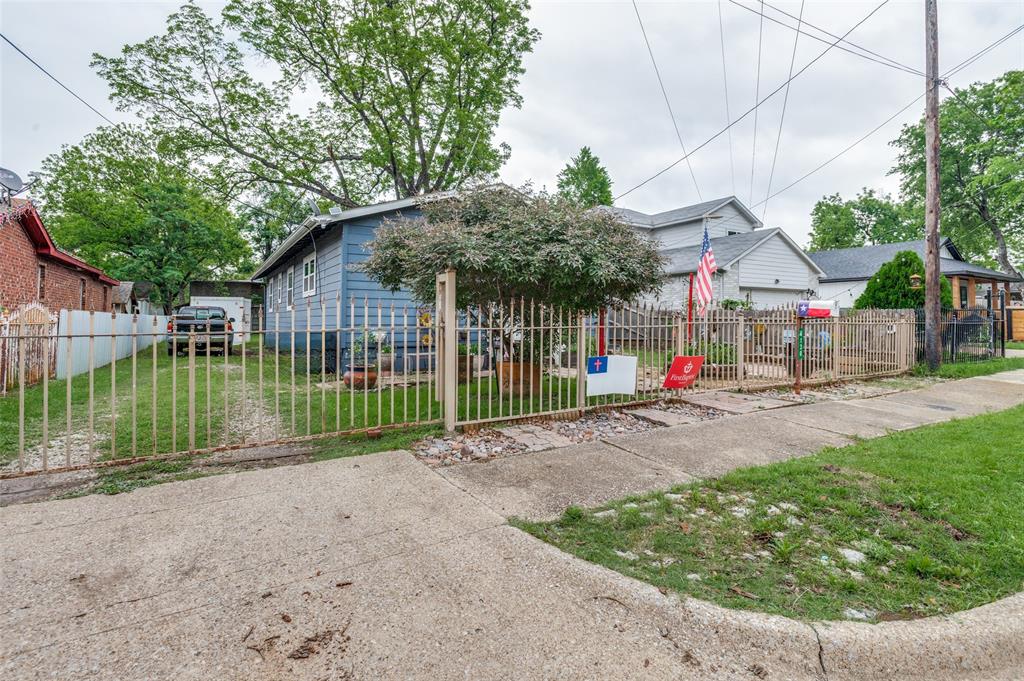 Joe A 02 Irvin - Residential