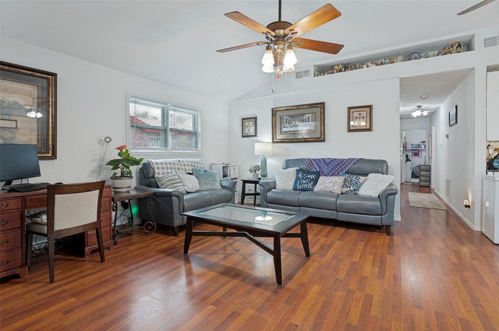 Joe A 02 Irvin - Residential