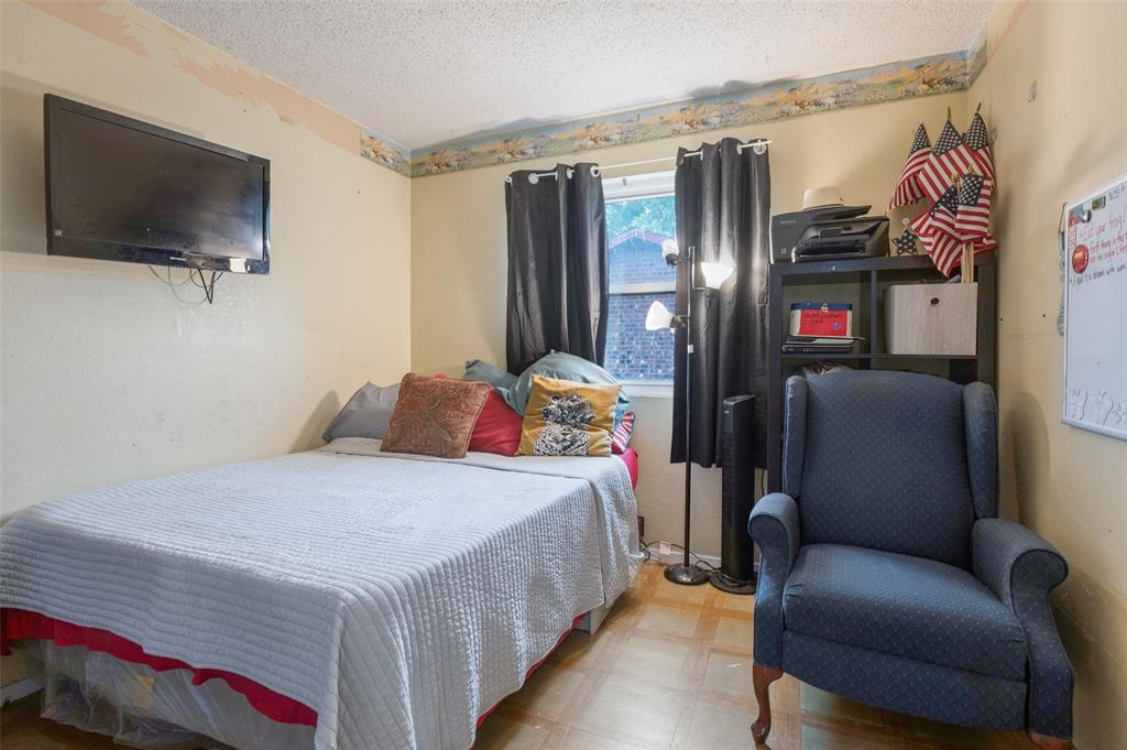 Joe A 02 Irvin - Residential