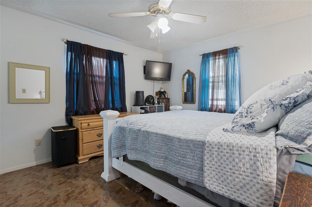 Joe A 02 Irvin - Residential