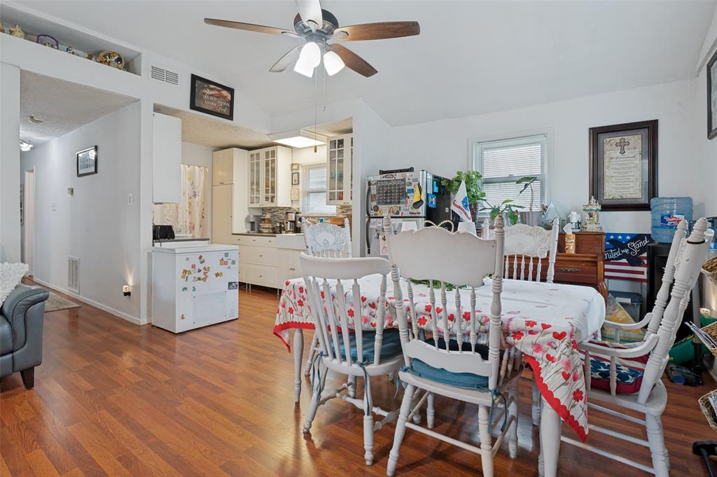 Joe A 02 Irvin - Residential