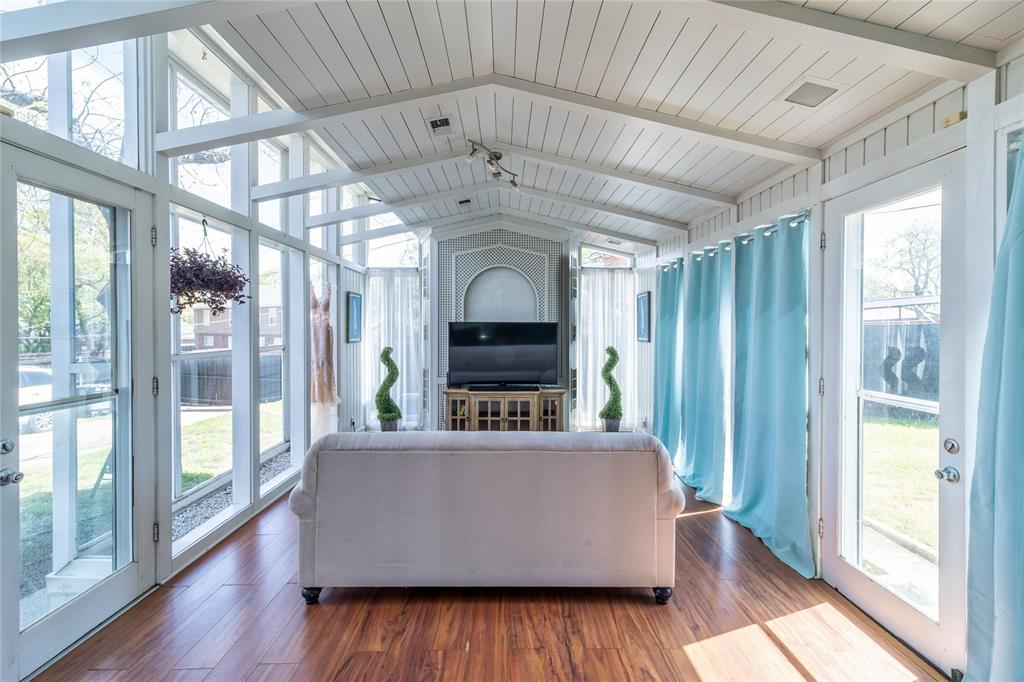 Glen Hills 02 01 - Residential