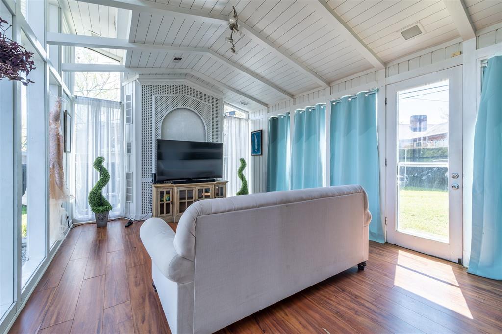 Glen Hills 02 01 - Residential