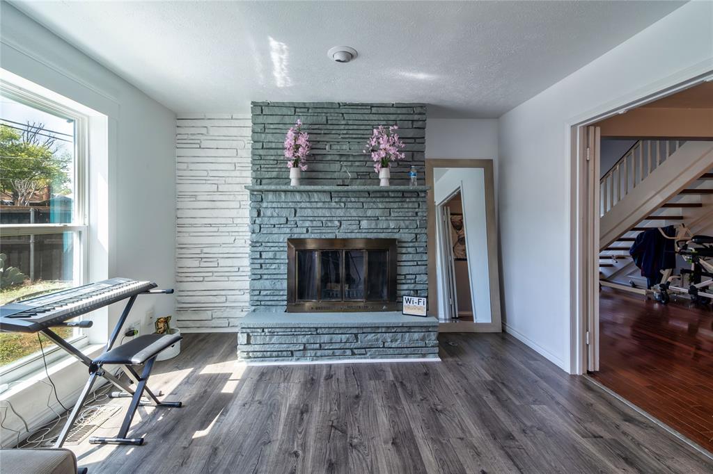 Glen Hills 02 01 - Residential