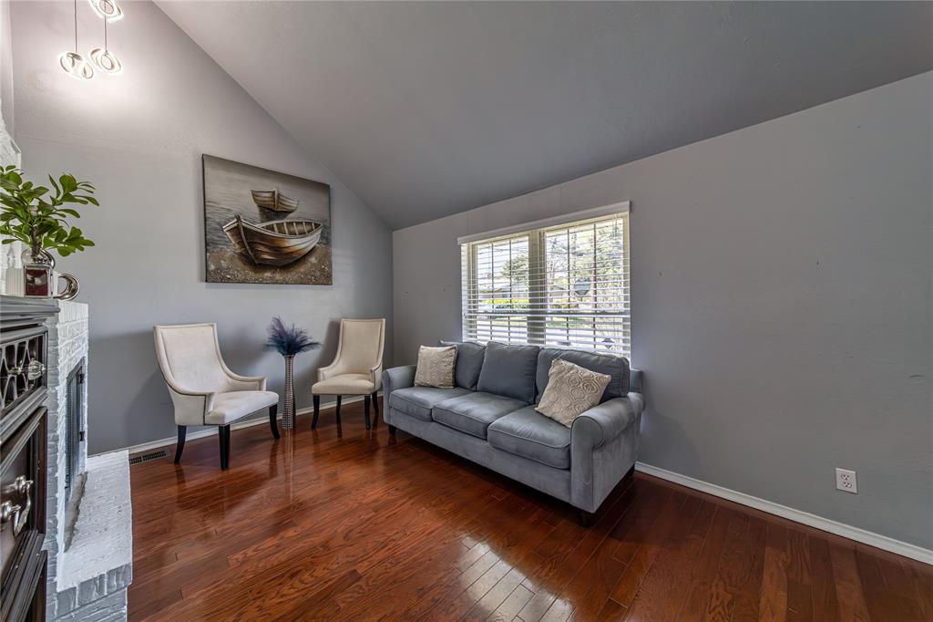 Glen Hills 02 01 - Residential