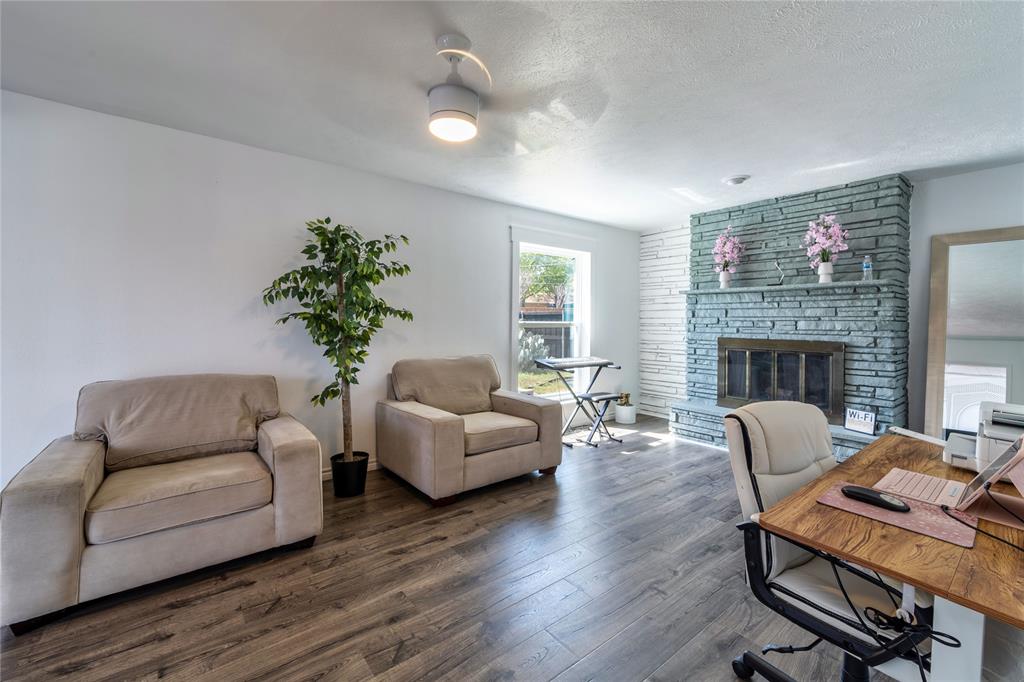 Glen Hills 02 01 - Residential