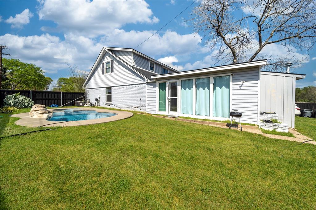 Glen Hills 02 01 - Residential