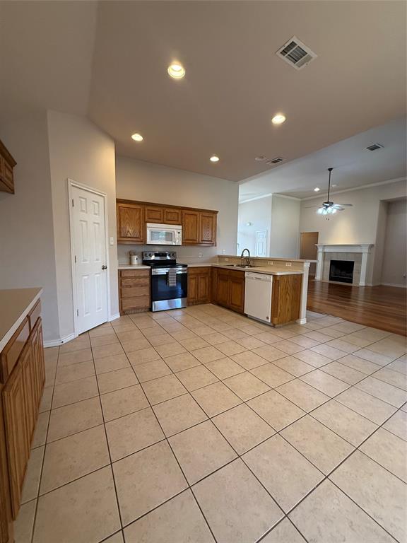 Bedinger Place Ph 03 - Residential Lease