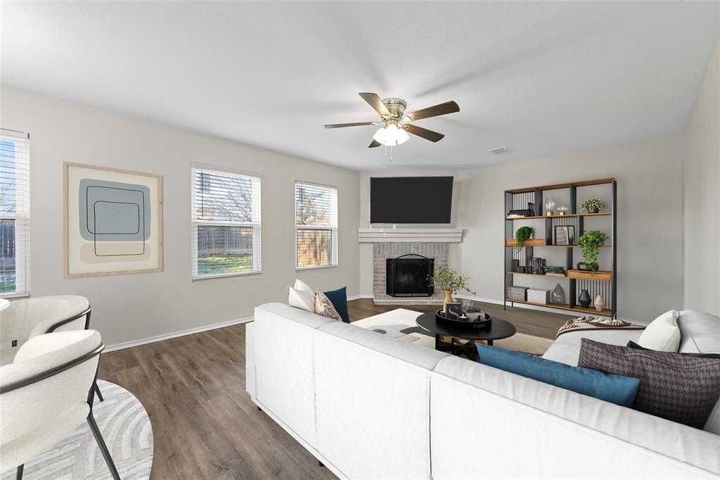 Denton, Texas 76210, United States, 4 Bedrooms Bedrooms, ,3 BathroomsBathrooms,Residential,Pending,17269