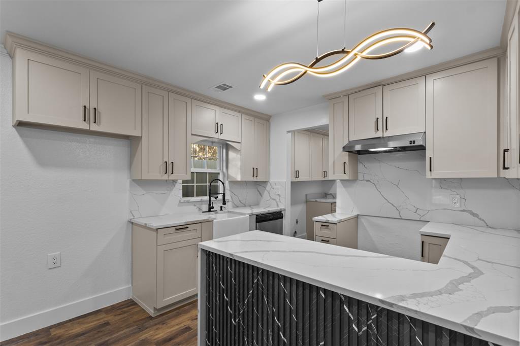 Terrace Home - Residential