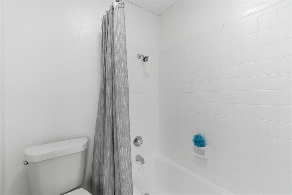 Creekbend Condo Ph 01-06 - Residential