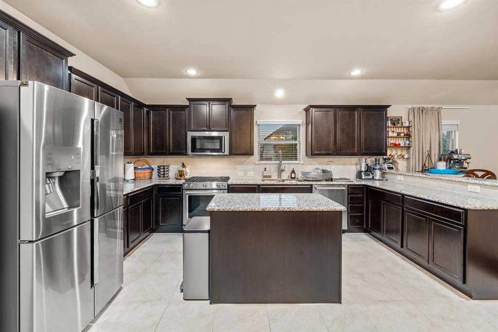 Valor Pointe – The Reserve at Westridge - Residential Lease