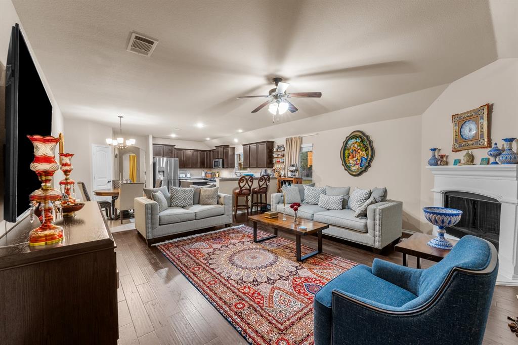 Valor Pointe – The Reserve at Westridge - Residential Lease