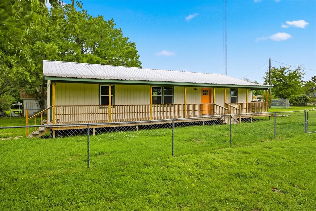 901 10th Street - Photo 2