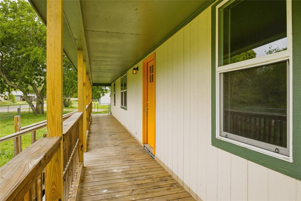 901 10th Street - Photo 4