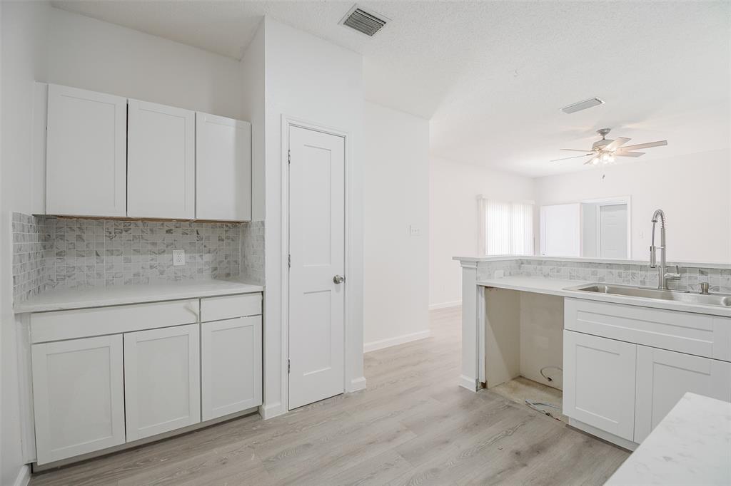 Meadow Creek 02 - Residential