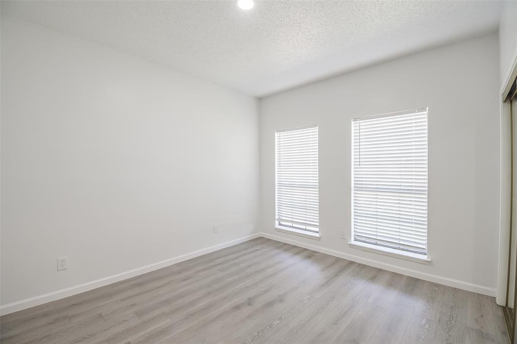 Meadow Creek 02 - Residential