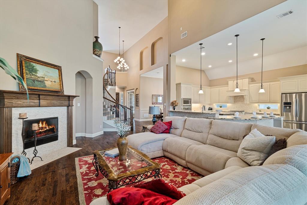 Richwoods Ph Three - Residential