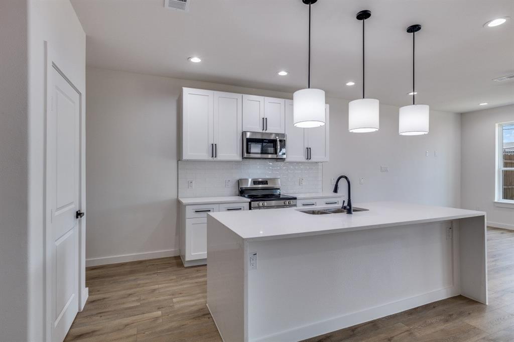 Barnes & Mitchell Grand Avenue - Residential