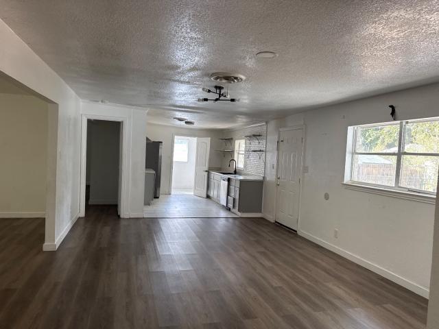 5232 Cockrell Avenue